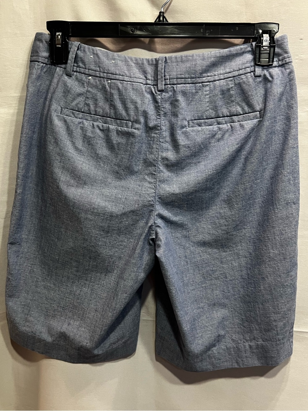 Talbots Perfect Short Chambray Blue Cotton Bermuda Shorts Size 6 - Picture 2 of 7